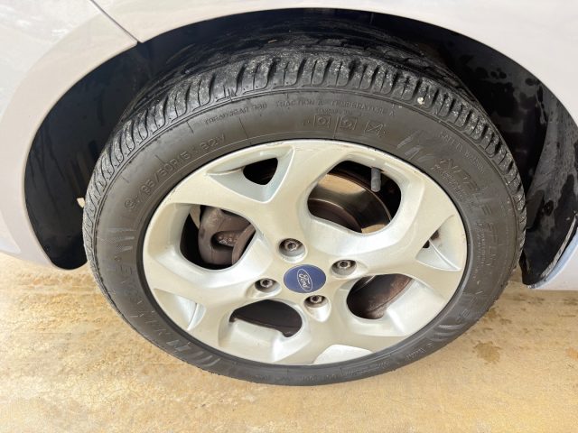 FORD Fiesta usata 43