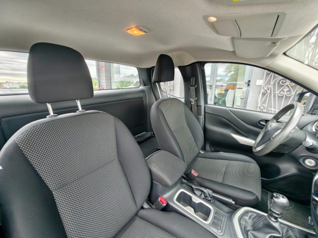 NISSAN Navara usata, con Lettore CD