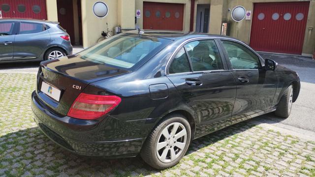 MERCEDES-BENZ C 220 usata, con Cerchi in lega
