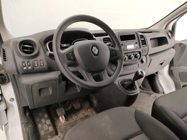 RENAULT Trafic usata, con USB