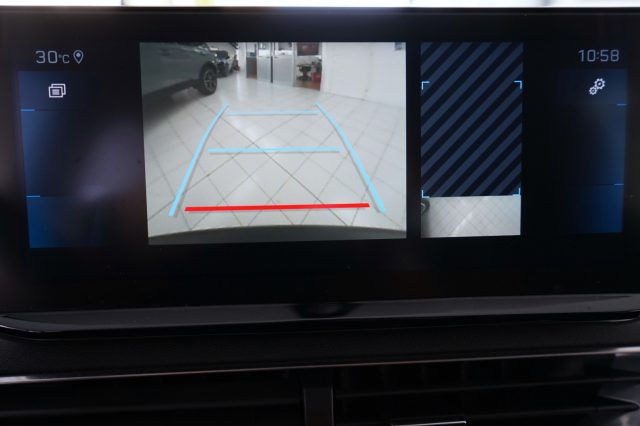 PEUGEOT 5008 usata, con Controllo trazione
