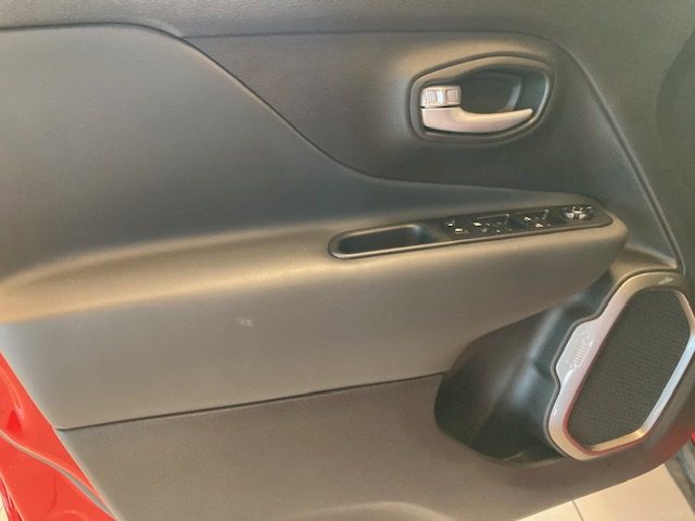 JEEP Renegade usata, con Sensori di parcheggio posteriori