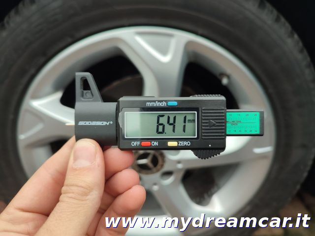 MERCEDES-BENZ GLA 220 usata 25