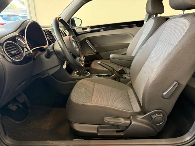 VOLKSWAGEN Maggiolino usata, con Bracciolo