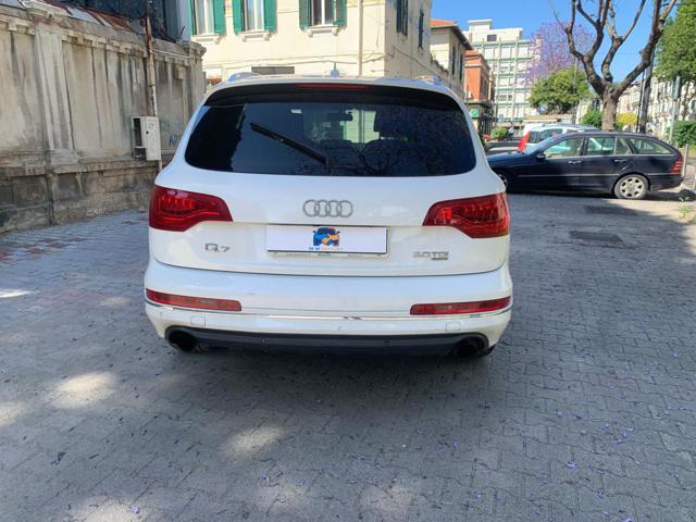 AUDI Q7 usata, con Autoradio