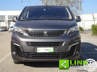 PEUGEOT Traveller usata, con USB
