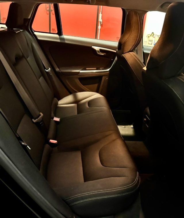 VOLVO V60 usata, con Sistema di navigazione