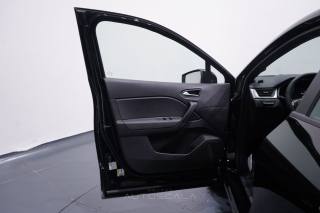 RENAULT Captur usata, con Fari LED
