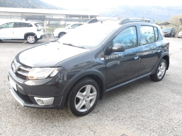 DACIA Sandero usata, con Gancio traino