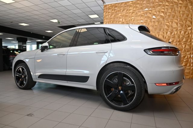 PORSCHE Macan usata 87
