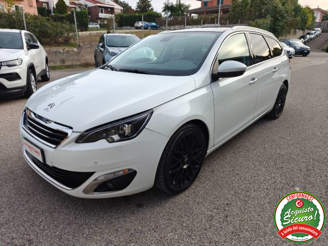 PEUGEOT 308 usata, con Airbag