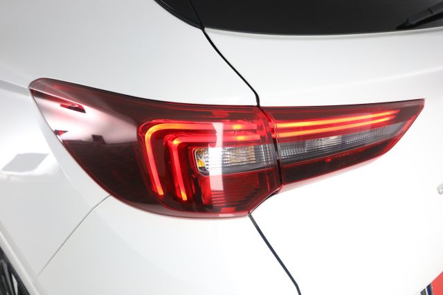 OPEL Grandland usata 9