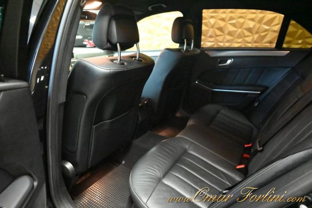 MERCEDES-BENZ E 300 usata 139