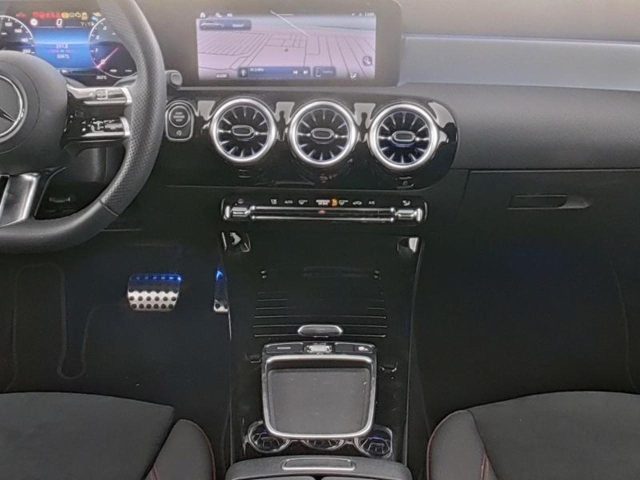 MERCEDES-BENZ A 180 usata, con Chiusura centralizzata