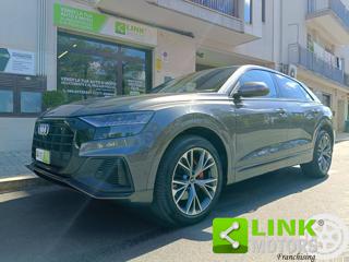 AUDI Q8 usata, con Alzacristalli elettrici