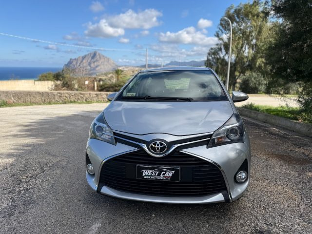 TOYOTA Yaris usata, con Airbag laterali