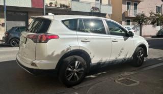 TOYOTA RAV 4 usata, con Alzacristalli elettrici