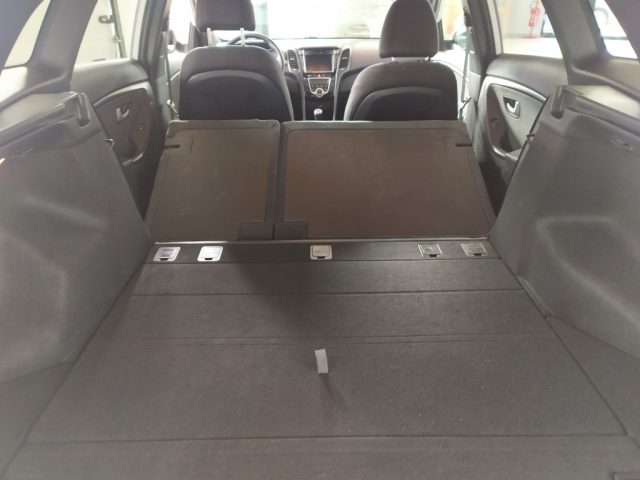 HYUNDAI i30 usata, con Autoradio