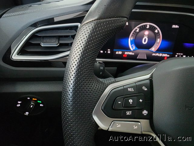 VOLKSWAGEN T-Roc usata, con Fendinebbia