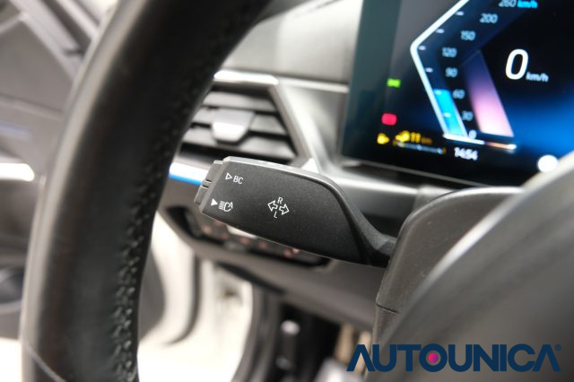 BMW 320 usata, con Portellone posteriore elettrico