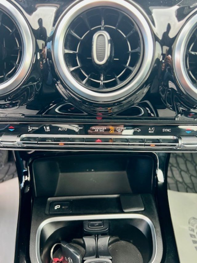 MERCEDES-BENZ A 160 usata, con Bracciolo