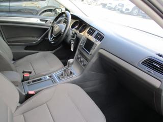 VOLKSWAGEN Golf usata, con Sensori di parcheggio posteriori