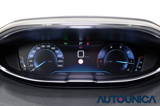 PEUGEOT 3008 usata, con Cerchi in lega