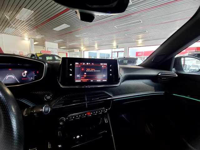 PEUGEOT 2008 usata, con USB