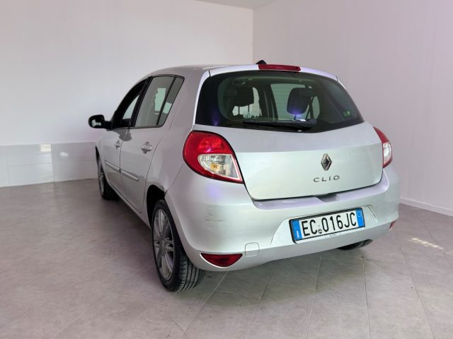 RENAULT Clio usata 9