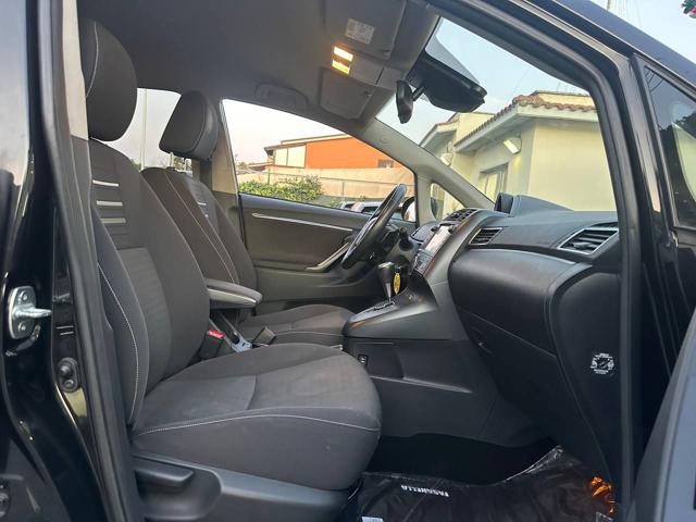 TOYOTA Verso usata, con MP3