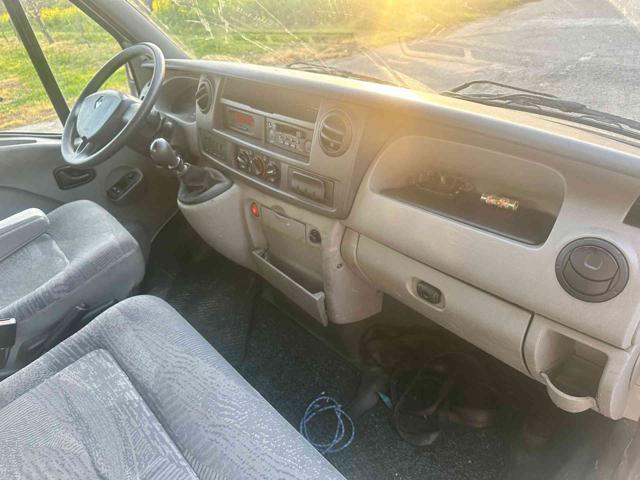 RENAULT Trafic usata 1