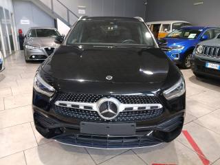 MERCEDES-BENZ GLA 200 usata, con Airbag