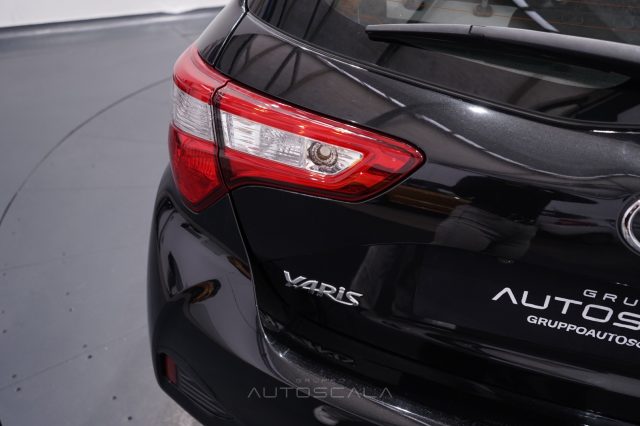 TOYOTA Yaris usata 27