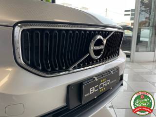 VOLVO XC40 usata, con Fari LED