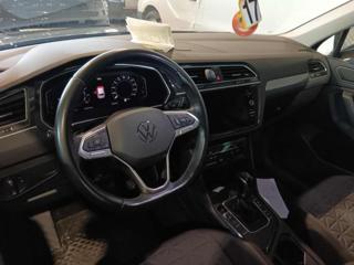 VOLKSWAGEN Tiguan usata, con Autoradio