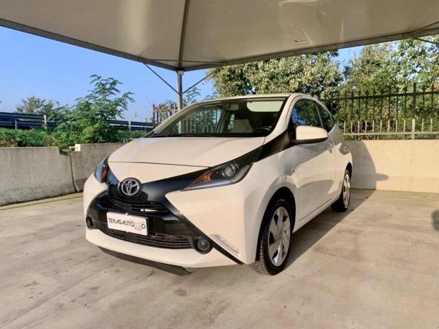 TOYOTA Aygo usata, con Vivavoce
