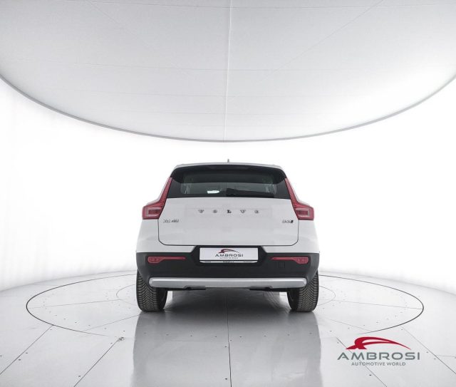VOLVO XC40 usata 5