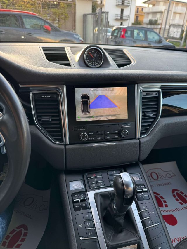 PORSCHE Macan usata, con Boardcomputer