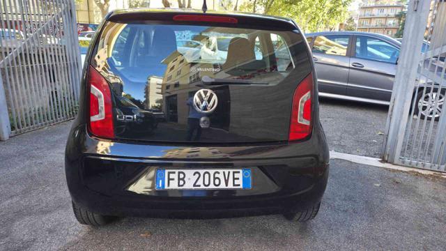 VOLKSWAGEN up! usata, con Autoradio