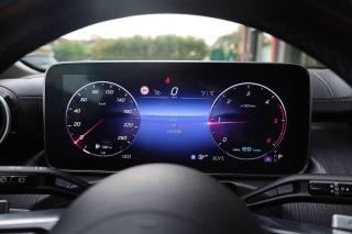 MERCEDES-BENZ C 200 usata, con Luci diurne