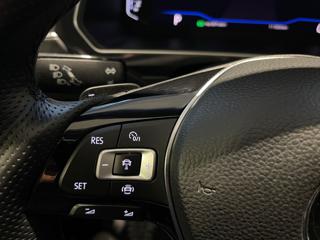VOLKSWAGEN Tiguan usata, con USB