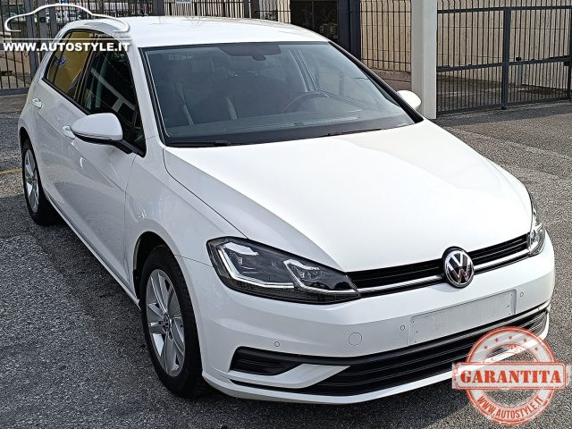 VOLKSWAGEN Golf usata, con Luci diurne LED
