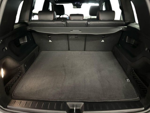 MERCEDES-BENZ GLB 200 usata, con Chiusura centralizzata