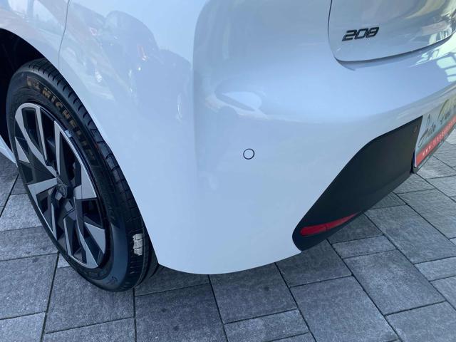 PEUGEOT 208 usata, con Autoradio
