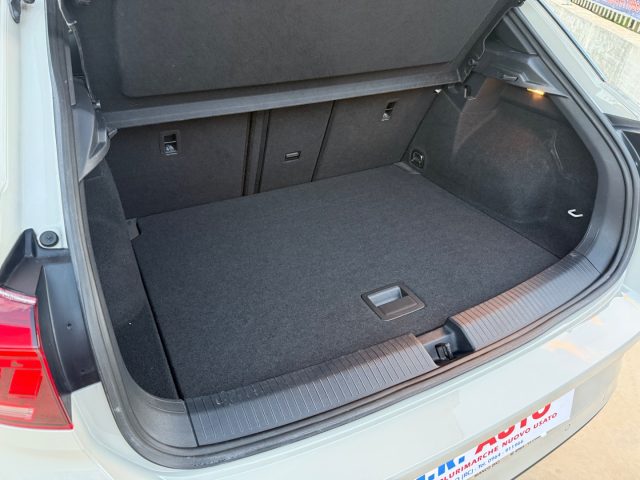 VOLKSWAGEN T-Roc usata, con Airbag testa