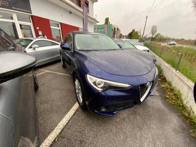 ALFA ROMEO Stelvio usata, con Alzacristalli elettrici