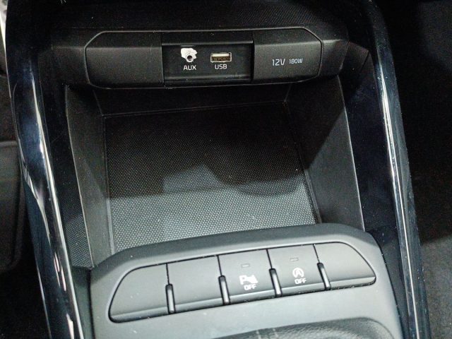 KIA Stonic usata, con Specchietti laterali elettrici