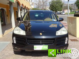 PORSCHE Cayenne usata, con Airbag