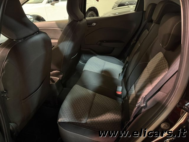 RENAULT Clio usata, con Sedile posteriore sdoppiato