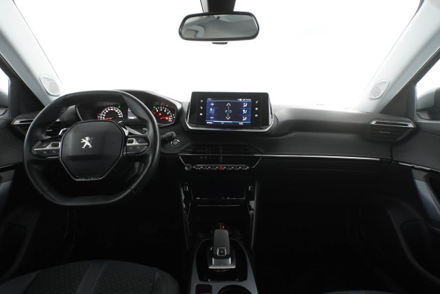 PEUGEOT 2008 usata 10